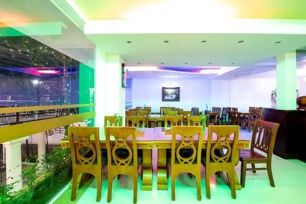 Le Petit Paris Hotel Dalat - Yerinde Yemek