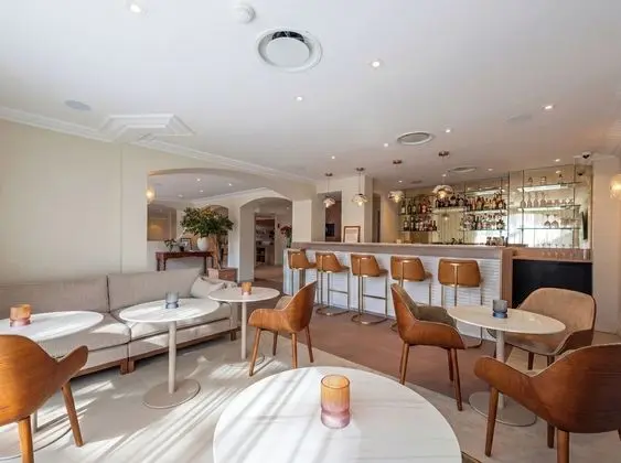 Hotel Le Petit Prince - Lobi