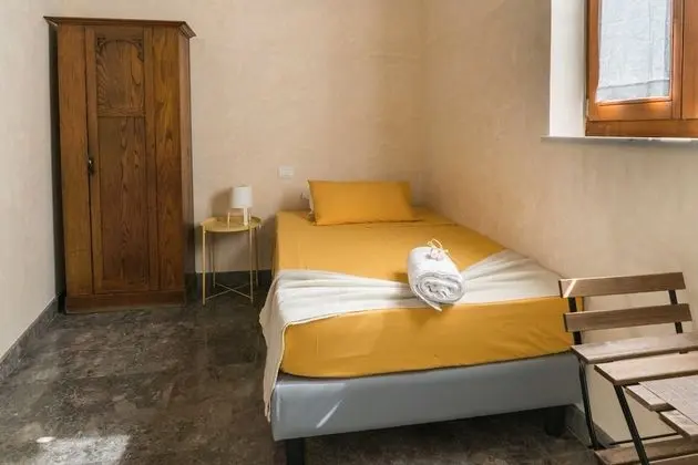 Le pomelie bed and breakfast - Oda