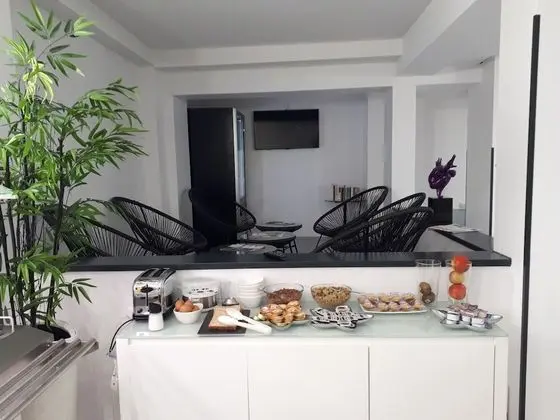 Hotel Le President - Yerinde Yemek