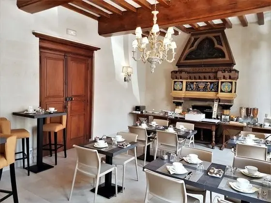 Hotel Le Regent - İç Mekan