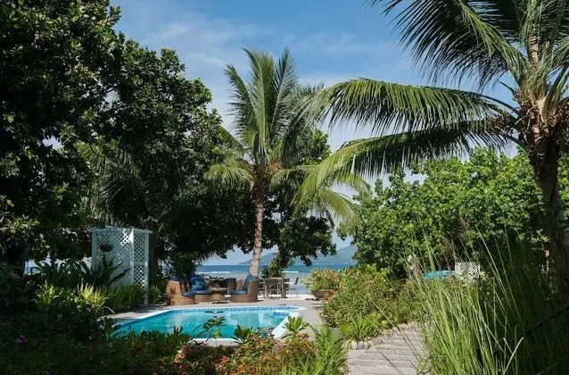 Le Repaire - Boutique Hotel & Restaurant - Havuz