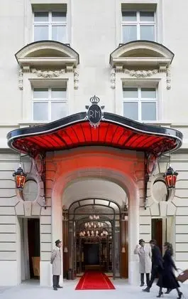 Le Royal Monceau Raffles Paris