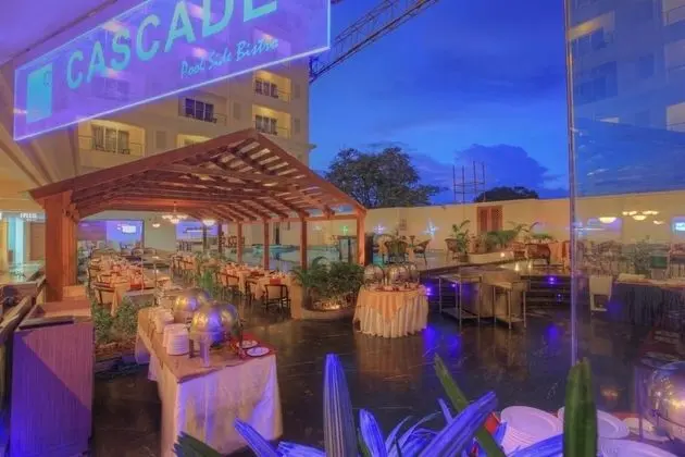 Le Royale Residency