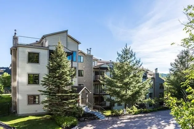 Le Ruisseau by Tremblant Sunstar