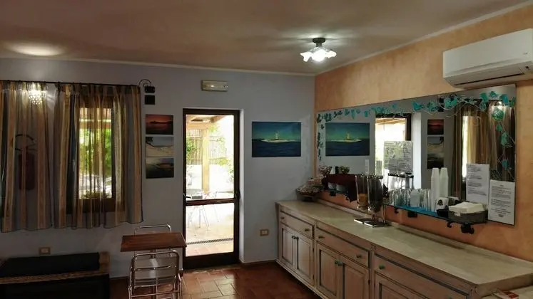 Hotel Le Sabbie Calasetta - İç Mekan