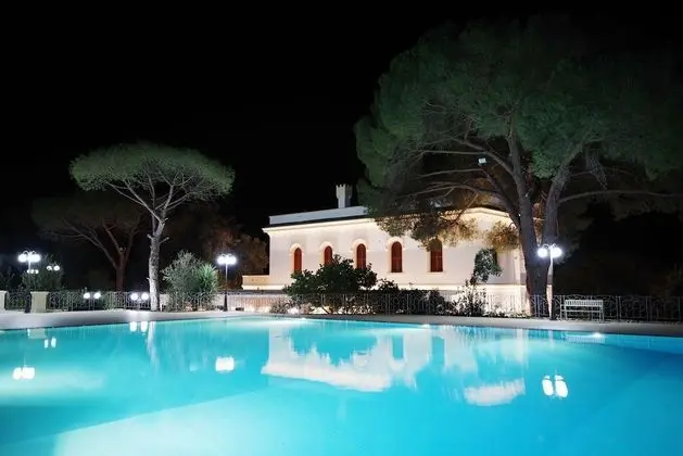 Le Scuderie di Villa Ravenna - Havuz