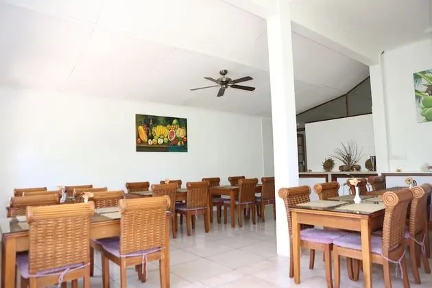 Le surmer self catering chalets - Yerinde Yemek
