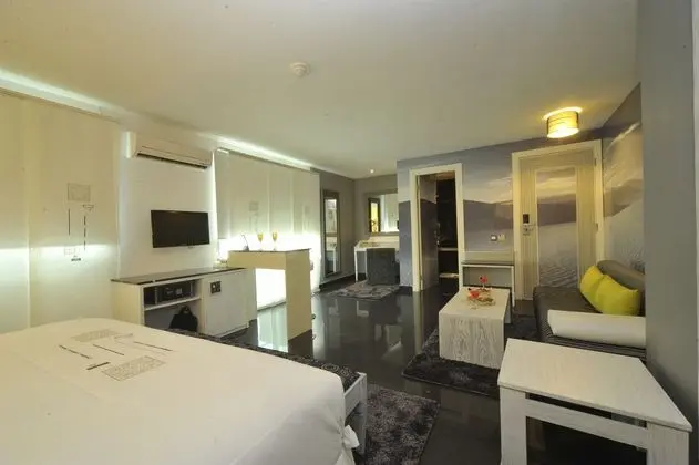 Le Trianon Luxury Hotel & Spa - Oda