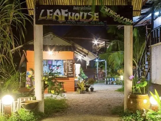 Leaf House Bungalows SHA PLUS approved