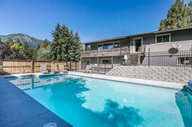 Leavenworth Retreat - Havuz