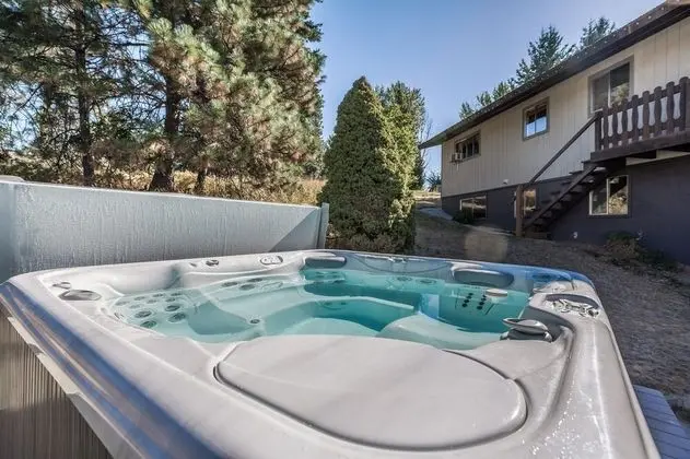 Leavenworth Retreat - Spa
