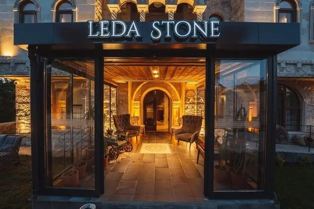 Leda Stone House - Lobi