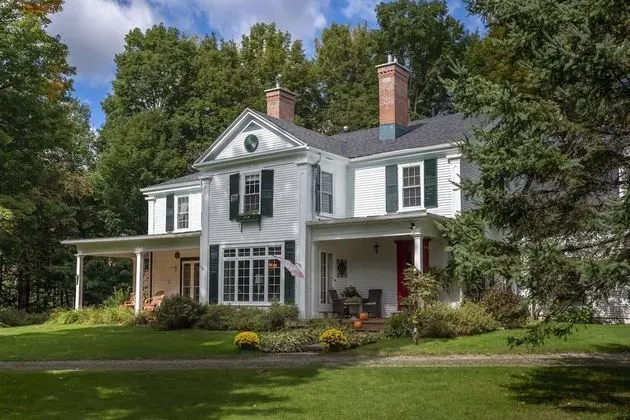 Lee Farm Inn