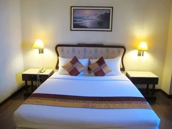 Lee Gardens Hotel - Oda