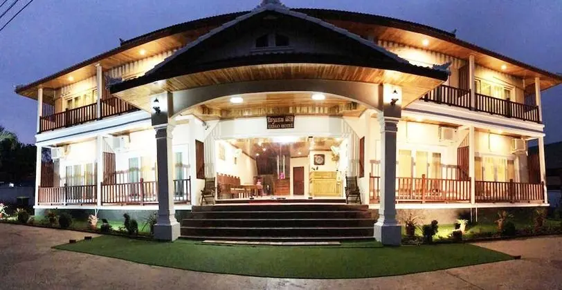 Leego Hotel