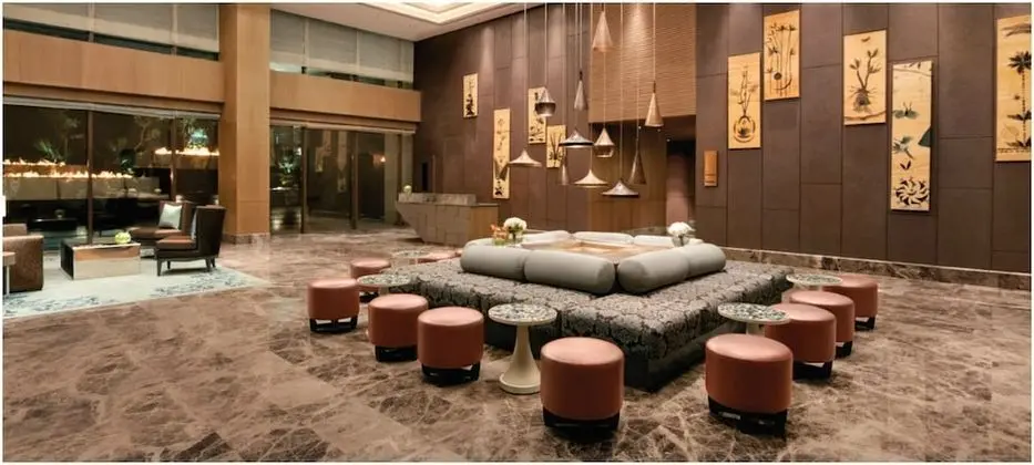 The Leela Ambience Convention Hotel Delhi - Lobi