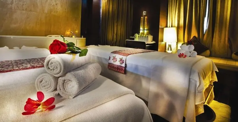 The Leela Ambience Gurugram Hotel & Residences - Spa