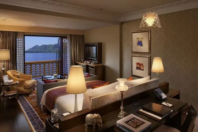 The Leela Palace Udaipur - Oda