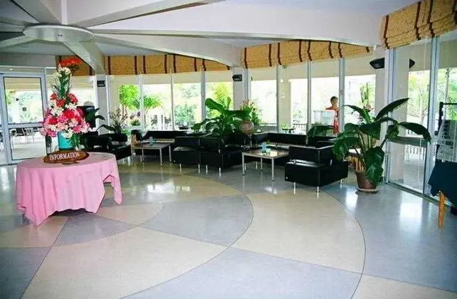 The Leela Resort & Spa Pattaya - Lobi