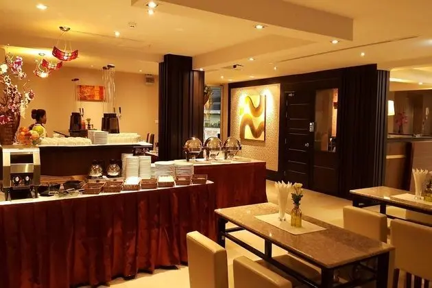 Leelawadee Modern Resort Huaykwang - Yerinde Yemek