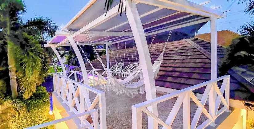 Leelawadee Pool Villa - Dış Mekan