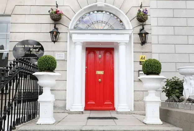 Leeson Bridge Guesthouse