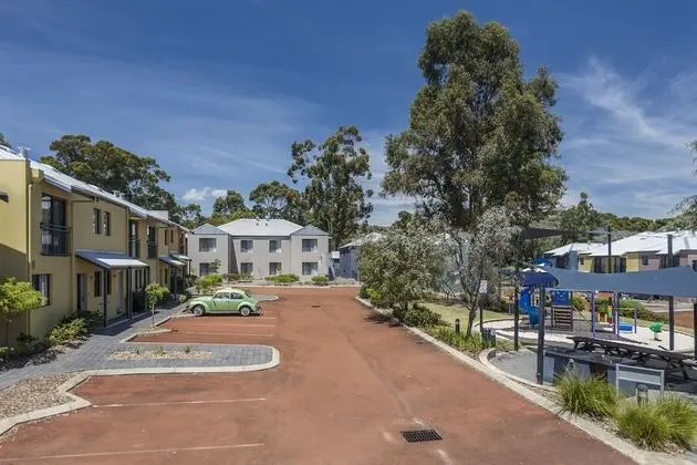 Leeuwin Apartments