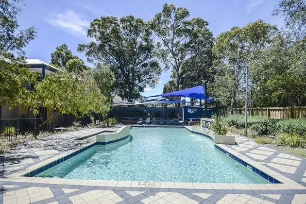 Leeuwin Apartments - Havuz