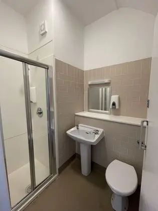 Leevin Hostel - Banyo Tipleri