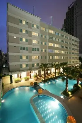 Legacy suites Sukhumvit by Compass Hospitality