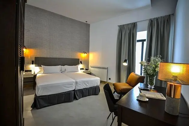 Legado Alcázar Hotel - Oda