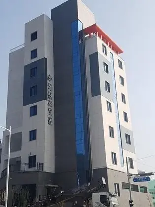 Legend Hotel