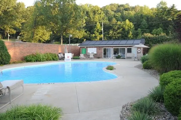 The Legend of French Lick - Havuz