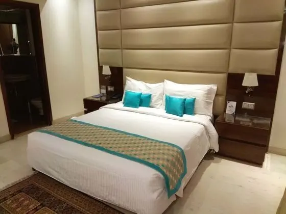 The Legend Inn - New Delhi - Öne Çıkan Resim
