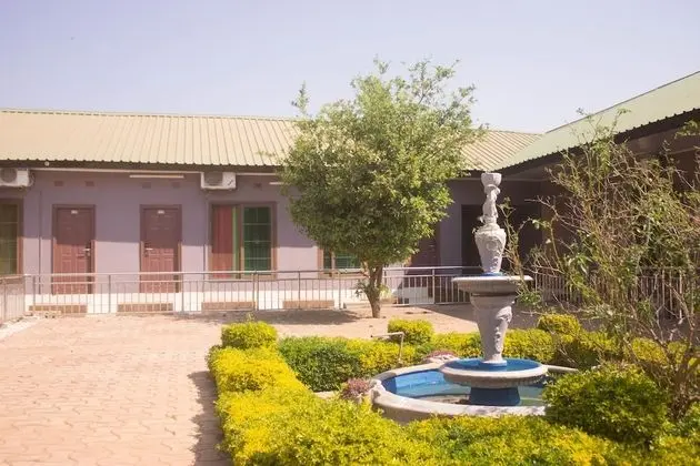 Leget Lodges & Gardens
