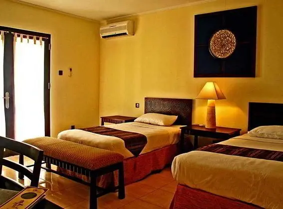 Legong Keraton Beach Hotel - Oda