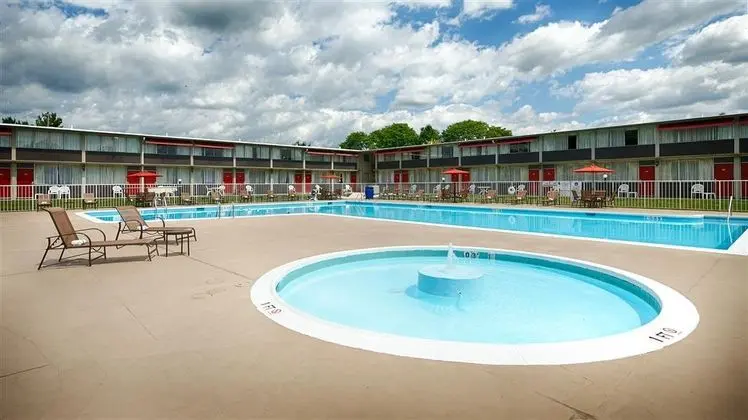 Lehigh Valley Hotel SureStay Collection BW