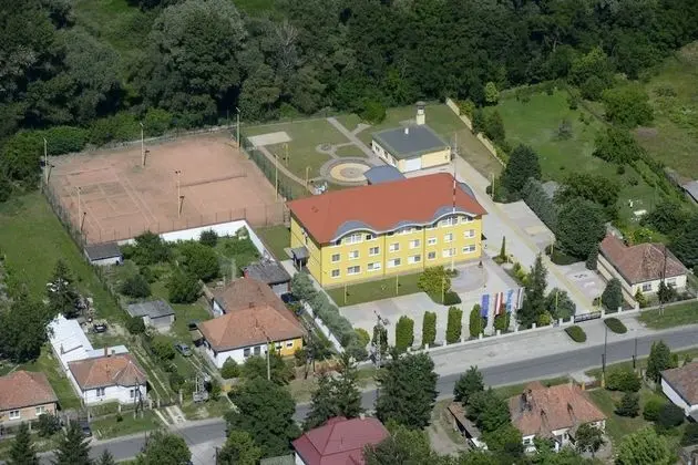 Leier Business Hotel