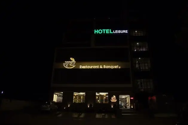 Hotel Leisure by Sky Stays