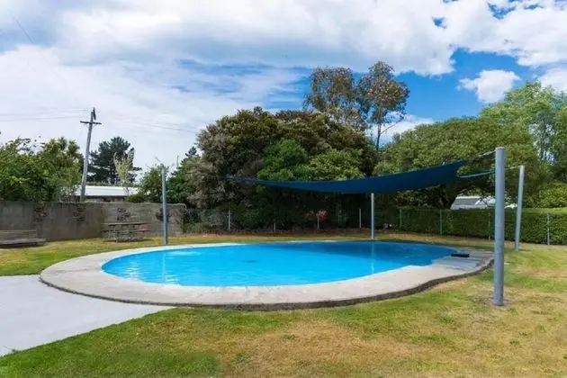 Leithfield Beach Holiday Park - Havuz