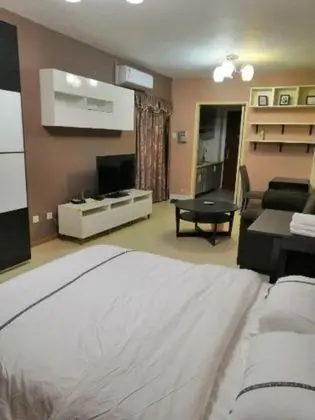 Leju 68 Apartment Hotel