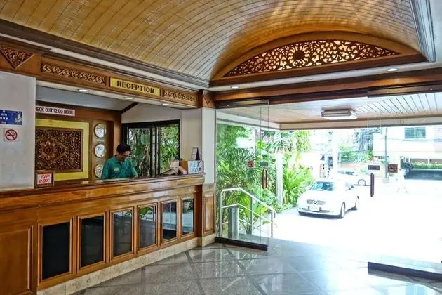 LEK Jomtien Hotel - Lobi