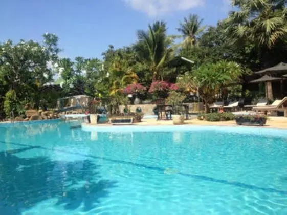 L'Elephant Blanc Resort