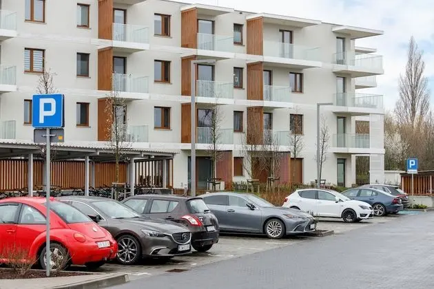 Lema Apartments by Renters Prestige