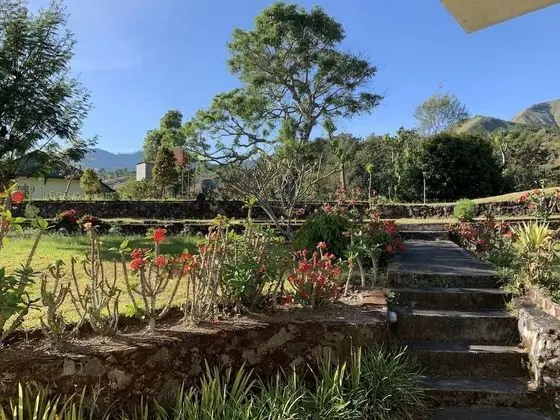 Lembah Rinjani Villa & Resto - Dış Mekan