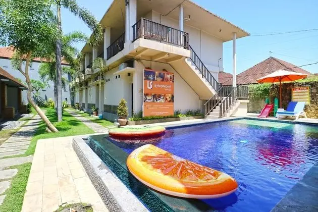 Lembayung Sari Homestay - Havuz