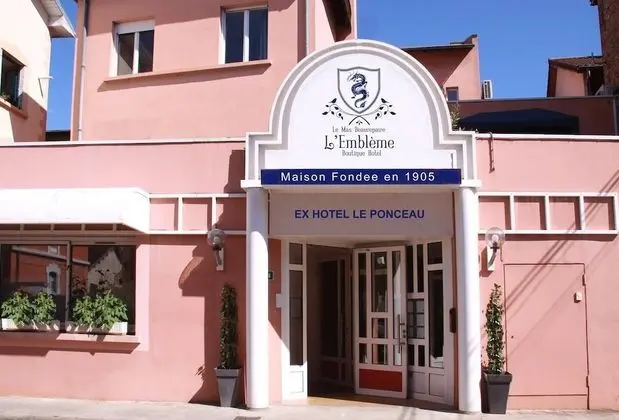 L'Embleme Boutique Hotel - Dış Mekan
