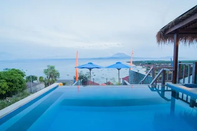 Lembongan Harmony Villas - Havuz