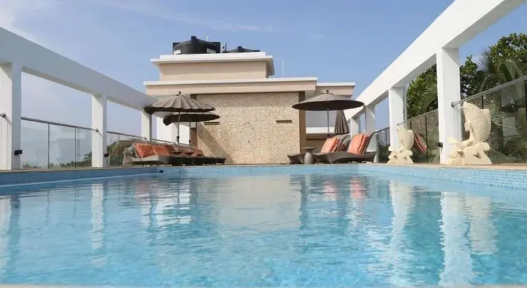 Lemon Tree Hotel Candolim Goa - Havuz